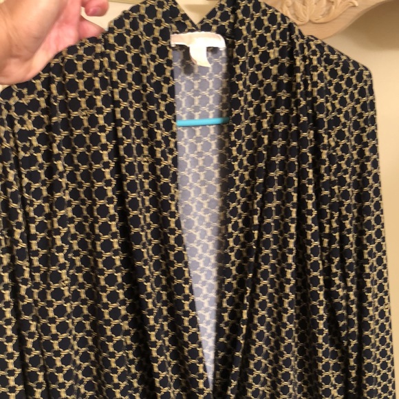 Beautiful MK blouse - Picture 2 of 4